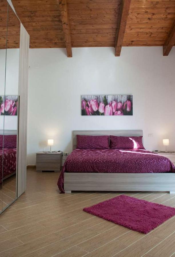 Il Casale Di Gio Bed & Breakfast เนเปิลส์ ภายนอก รูปภาพ
